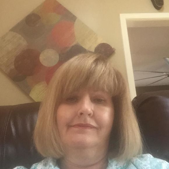 Meet the Posher Other - Meet your Posher, Christy